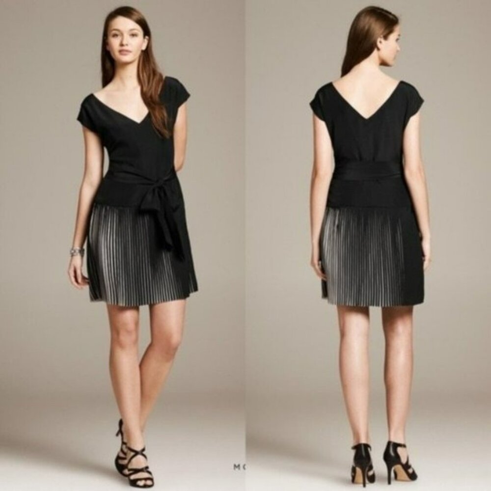 NWOT Banana Republic Black Ivory A-Line Fit Flare Pleated Shift Sheath Dress S 4